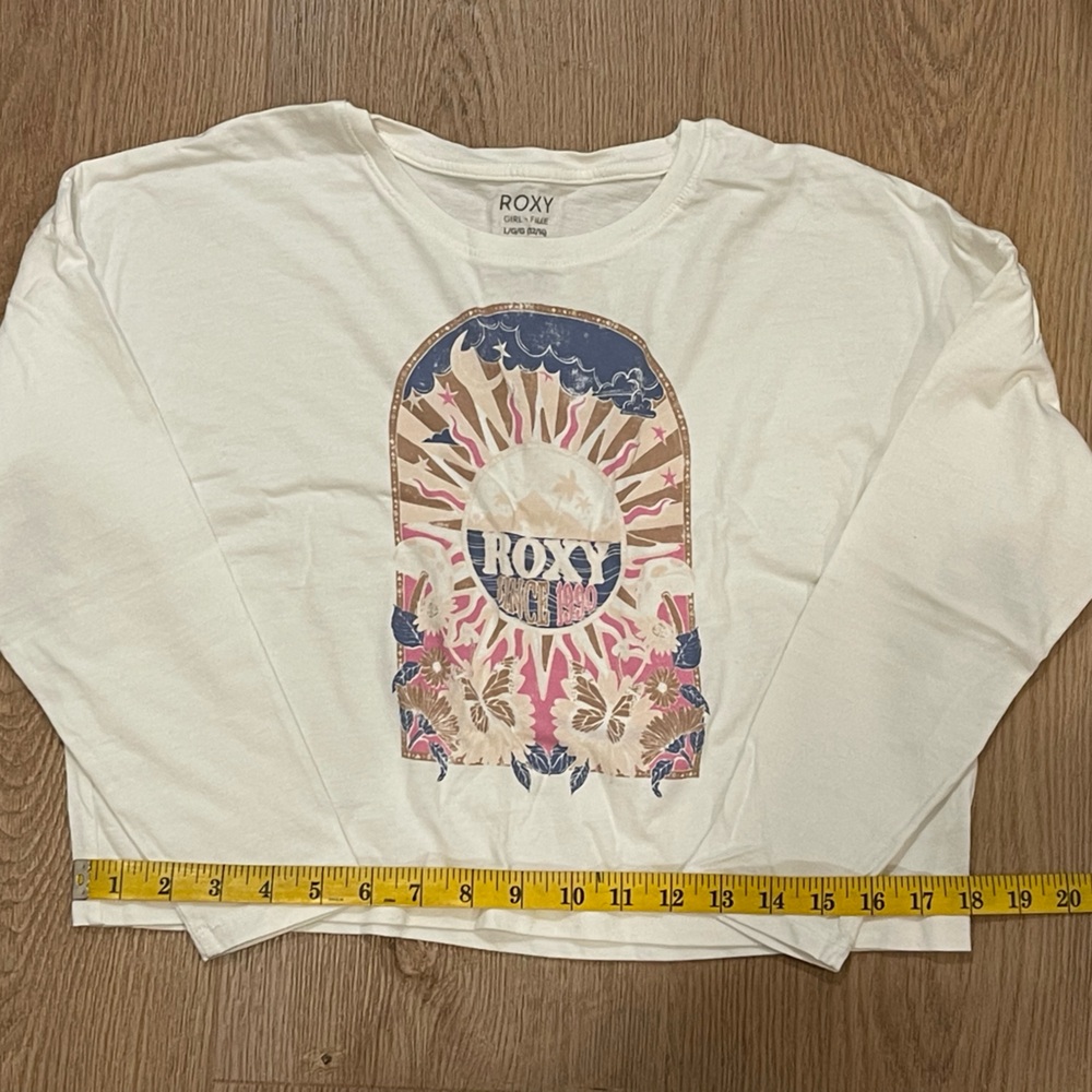 Girls Sz 12 Roxy Long Sleeve Tee with Design